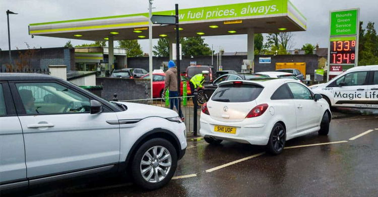 petrol shortages,empty shelves,Brexit,Johnson