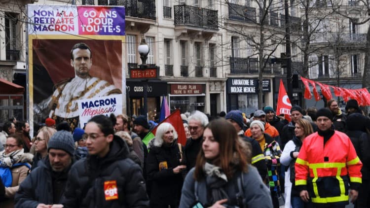 France,demonstrations,strikes,pension reform