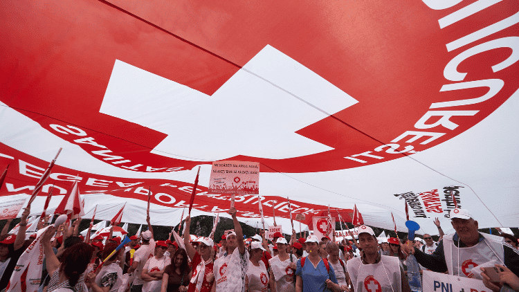 Collective bargaining: Romania shows the way collective bargaining,Romania