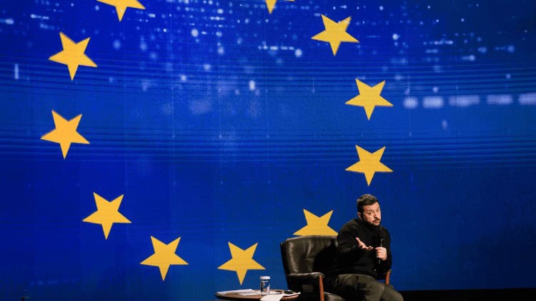 Ukraine,war,corruption,tensions,Kyiv
