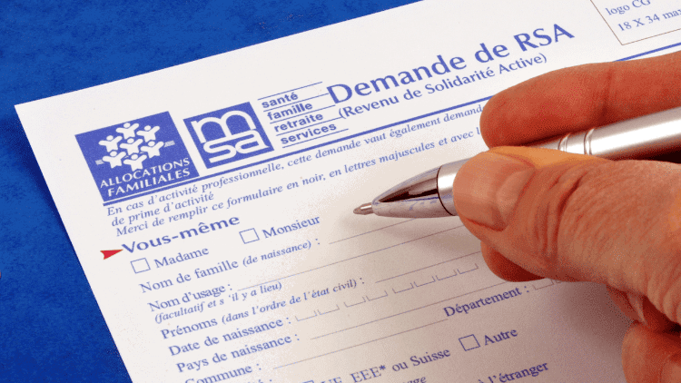 Stepping up the EU agenda on social citizenship application form for French minimum-income scheme