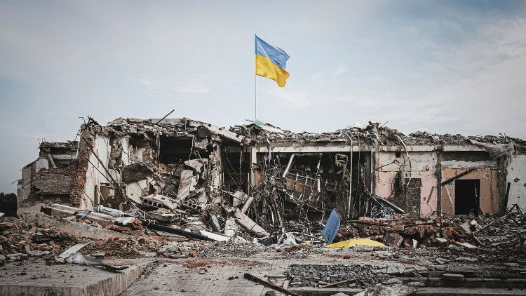 Reality bites: the incursion of the real into post-politics devastation under a Ukraine flag
