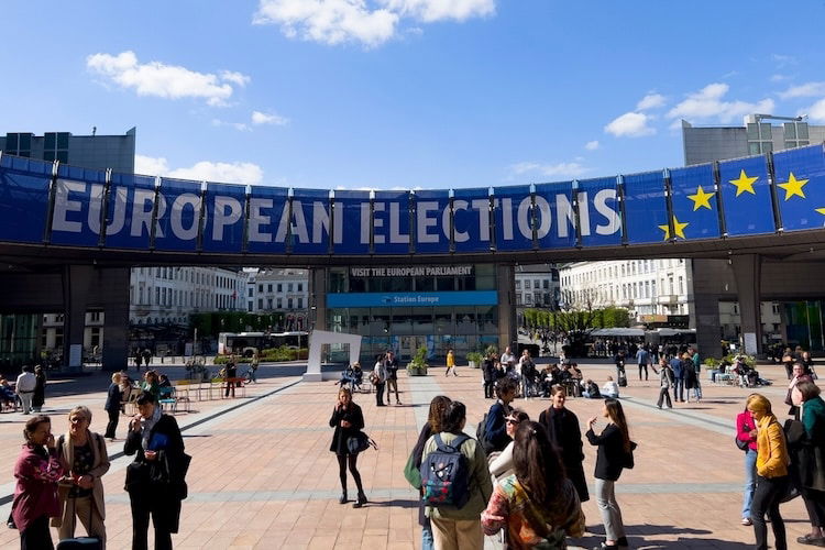 Making Europe weak again shutterstock 2448013953